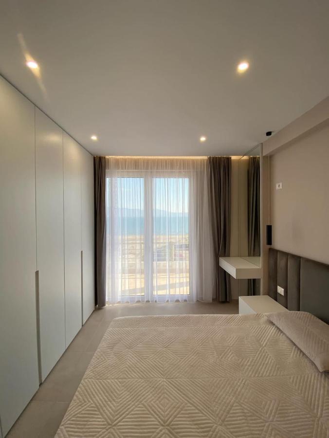 Sea View Apartment Luxury Vlorë Exterior foto