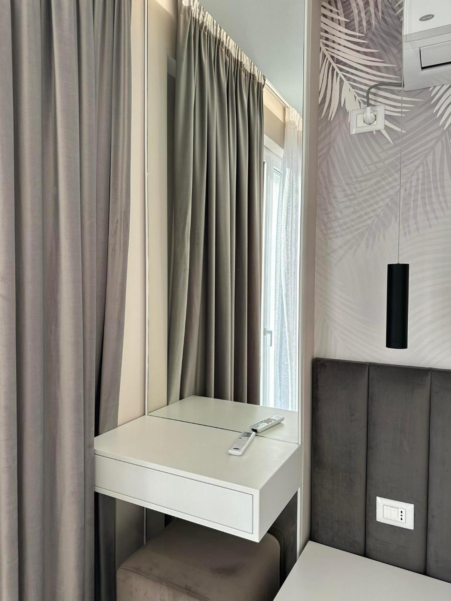 Sea View Apartment Luxury Vlorë Exterior foto